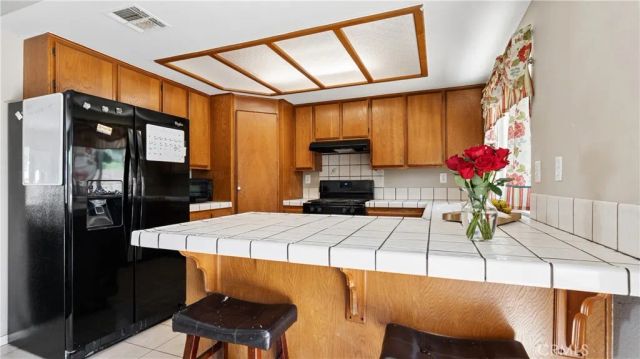 37819 Noble Court, Palmdale, CA 93552