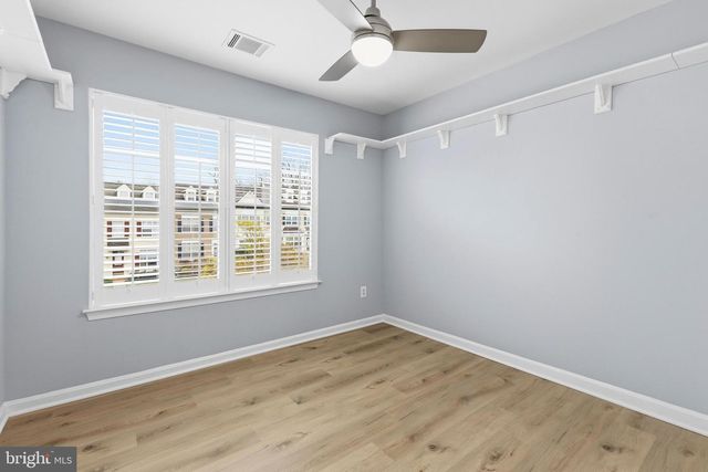 3971 HARTLAKE ST, Woodbridge, VA 22192