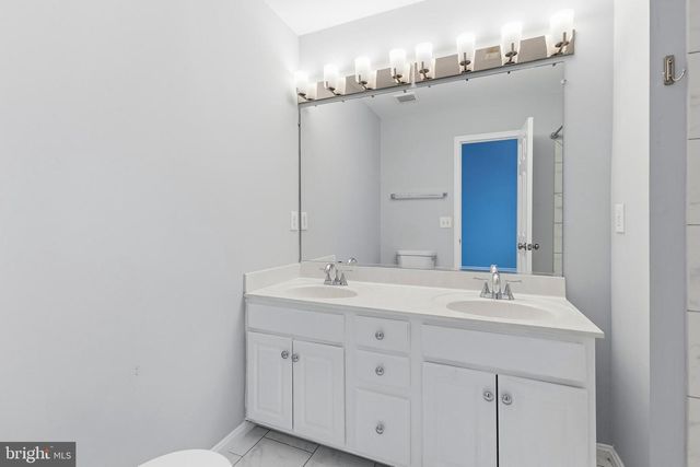 3971 HARTLAKE ST, Woodbridge, VA 22192