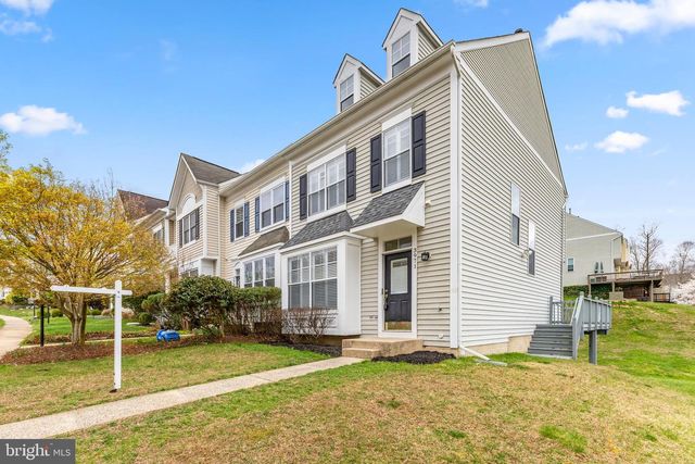 3971 HARTLAKE ST, Woodbridge, VA 22192