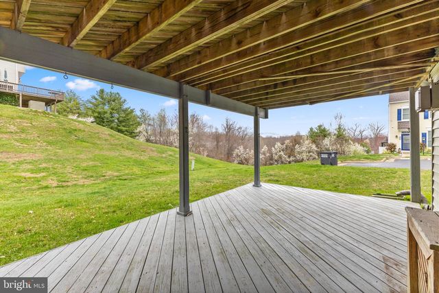 3971 HARTLAKE ST, Woodbridge, VA 22192