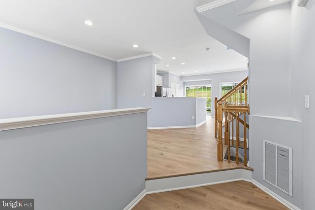 3971 HARTLAKE ST, Woodbridge, VA 22192