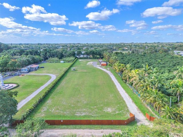 2269 SW 127th Ave, Davie, FL 33325