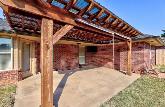 13008 Willowcrest Lane, Oklahoma City, OK 73170