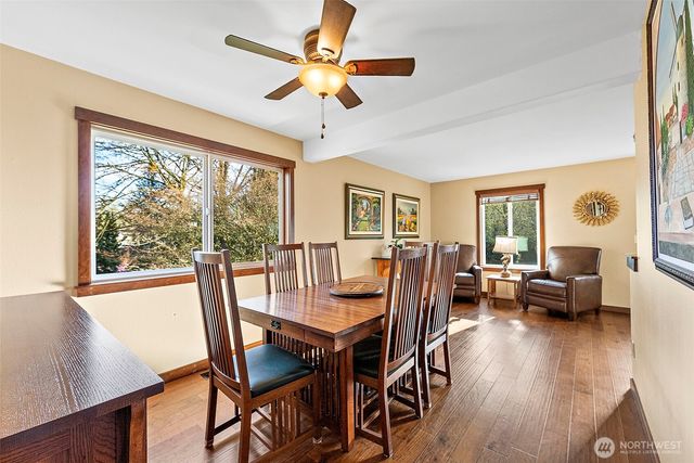 1312 203rd Avenue E, Lake Tapps, WA 98391