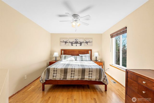 1312 203rd Avenue E, Lake Tapps, WA 98391