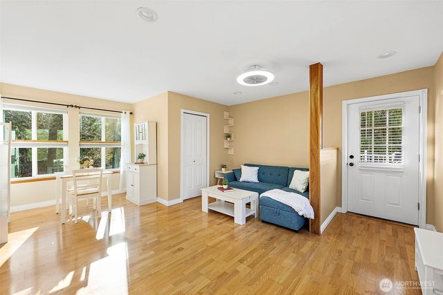 1312 203rd Avenue E, Lake Tapps, WA 98391