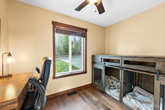 1312 203rd Avenue E, Lake Tapps, WA 98391