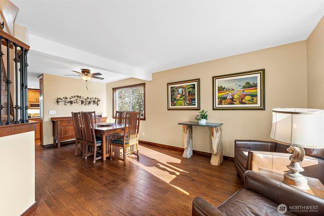 1312 203rd Avenue E, Lake Tapps, WA 98391