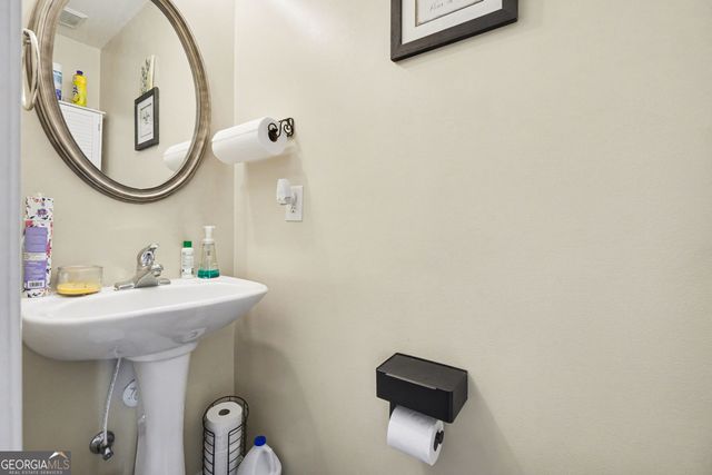 207 Logan Creek Lane, Dallas, GA 30132