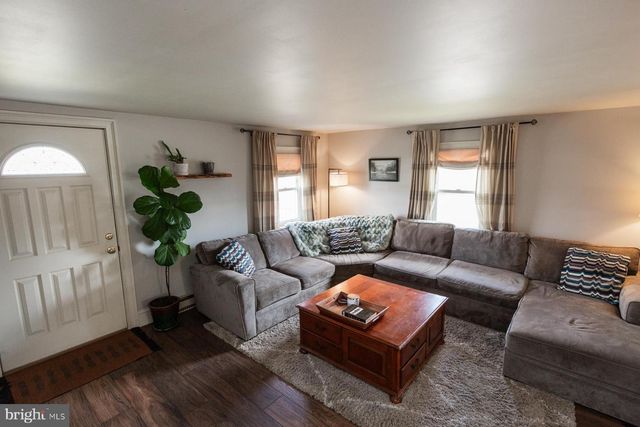 45 PLUM ST, Lititz, PA 17543