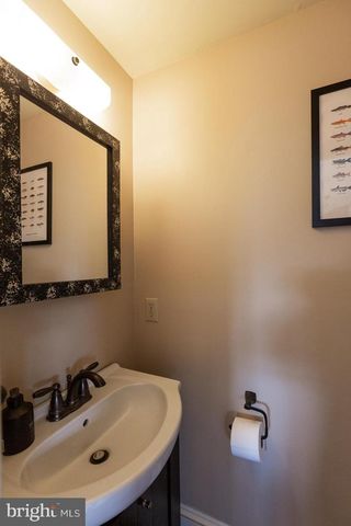 45 PLUM ST, Lititz, PA 17543