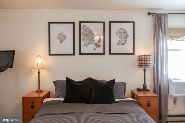 45 PLUM ST, Lititz, PA 17543