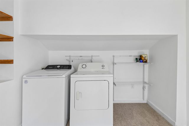 1805 E 12th Street, Des Moines, IA 50316