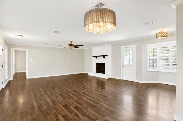 201 73rd Ave, Pensacola, FL 32506