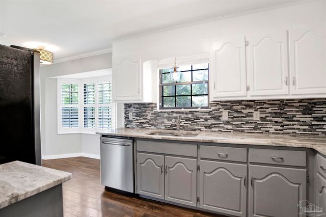 201 73rd Ave, Pensacola, FL 32506