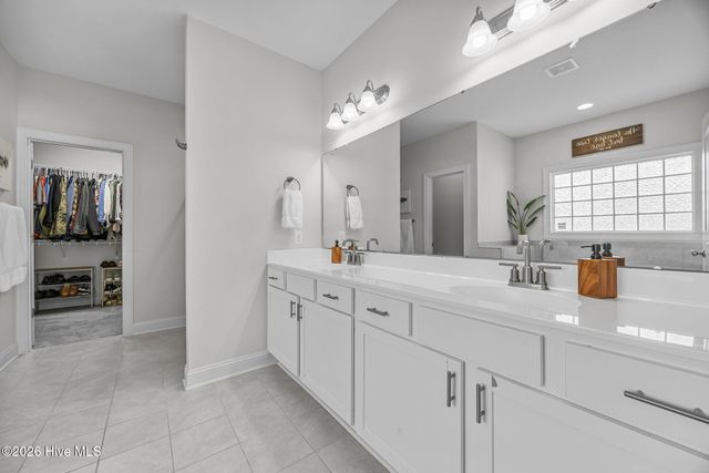 558 White Shoal Way, Sneads Ferry, NC 28460