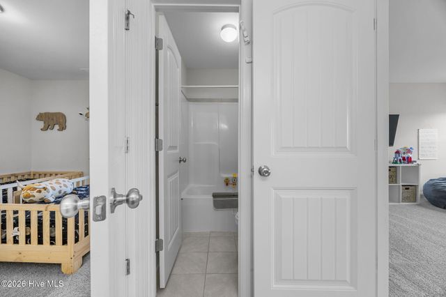 558 White Shoal Way, Sneads Ferry, NC 28460
