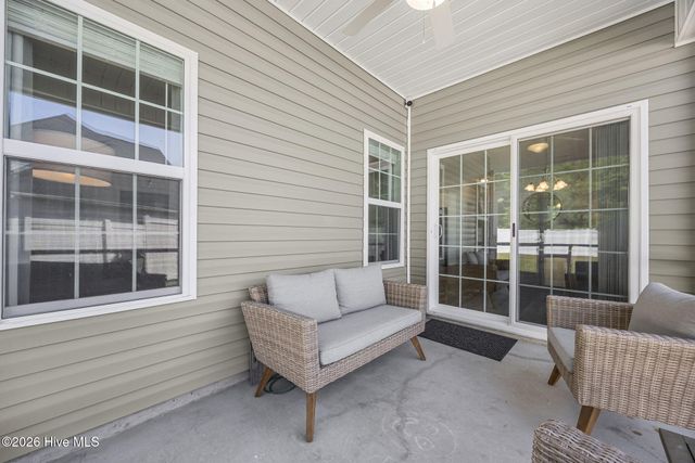 558 White Shoal Way, Sneads Ferry, NC 28460