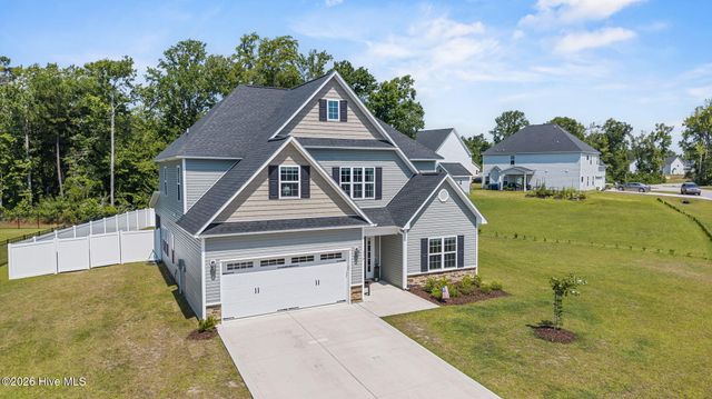 558 White Shoal Way, Sneads Ferry, NC 28460