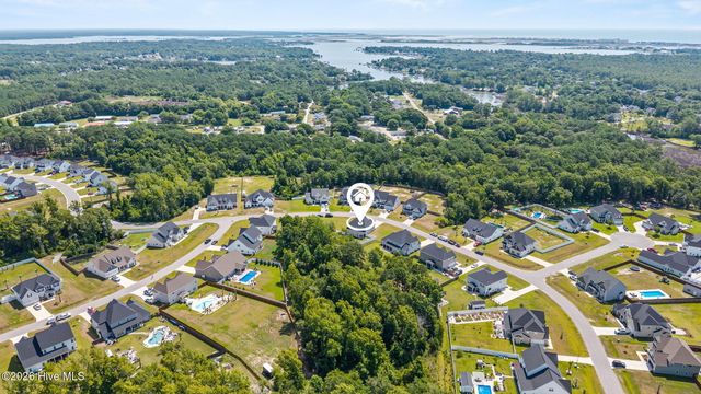 558 White Shoal Way, Sneads Ferry, NC 28460