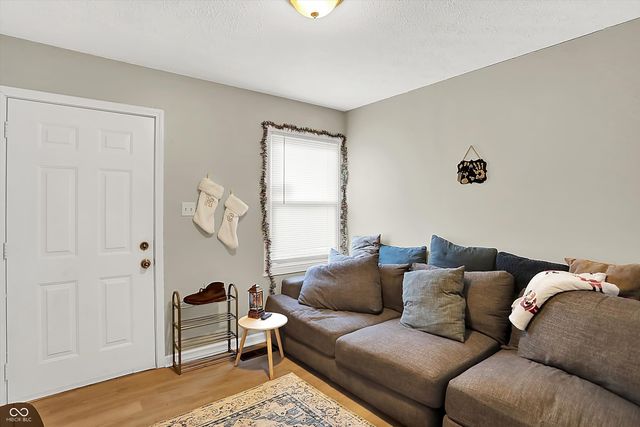 308 Winters Way, Carthage, IN 46115