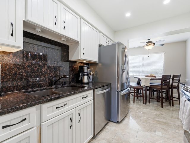490 Tahoe Circle Drive, Wheeling, IL 60090