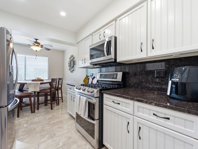 490 Tahoe Circle Drive, Wheeling, IL 60090