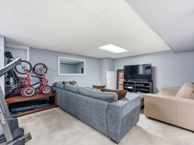 490 Tahoe Circle Drive, Wheeling, IL 60090