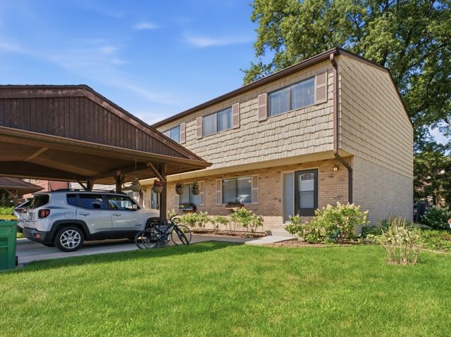 490 Tahoe Circle Drive, Wheeling, IL 60090