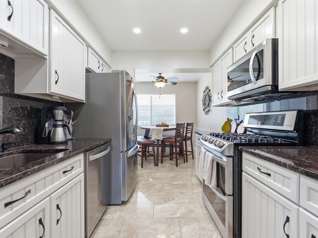 490 Tahoe Circle Drive, Wheeling, IL 60090