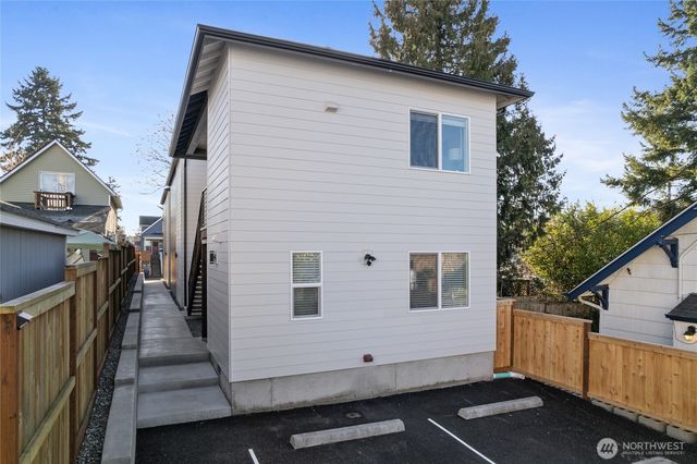 619 S 35th Street, Tacoma, WA 98418