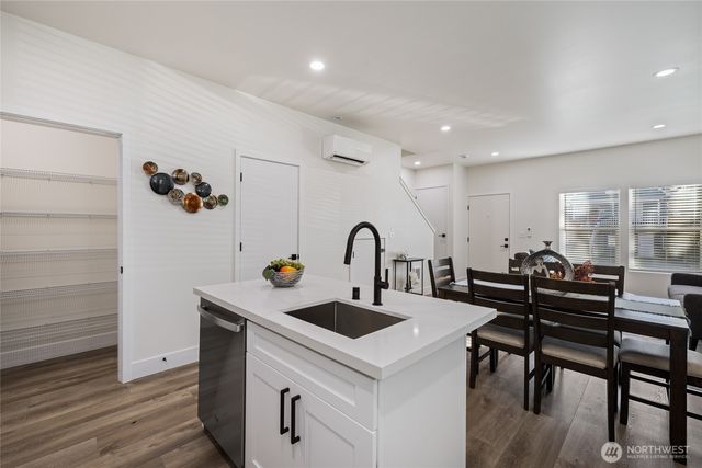 619 S 35th Street, Tacoma, WA 98418