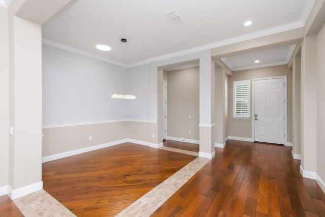 2040 Cove Ln, Roseville, CA 95747