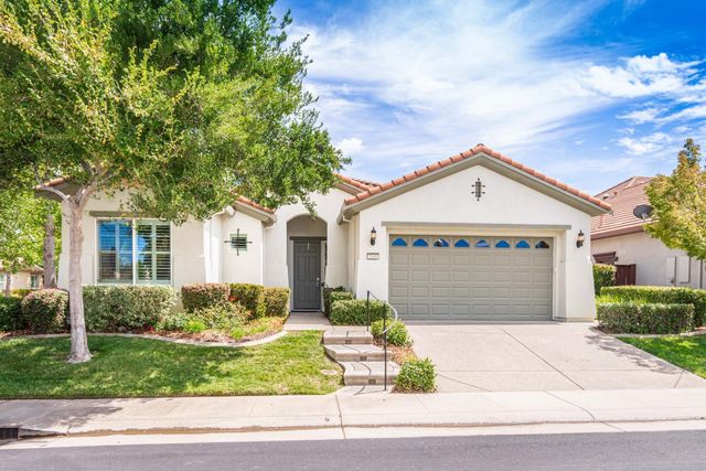 2040 Cove Ln, Roseville, CA 95747