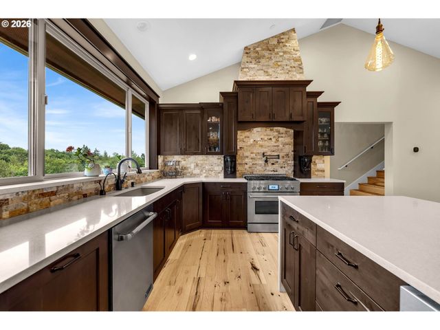 2545 S DEMARIS Pl, Ridgefield, WA 98642