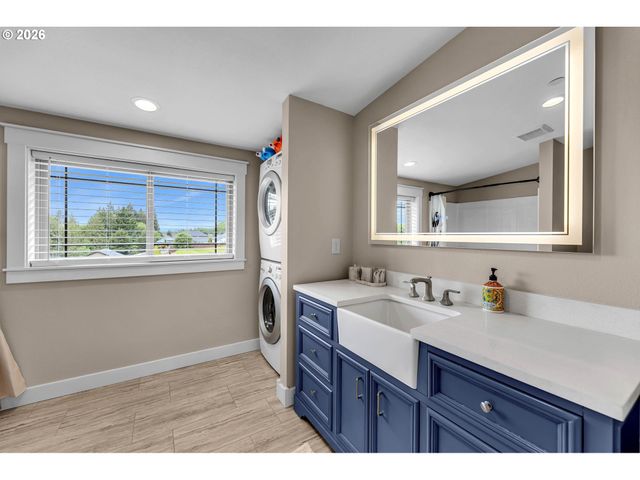 2545 S DEMARIS Pl, Ridgefield, WA 98642