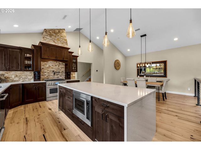2545 S DEMARIS Pl, Ridgefield, WA 98642