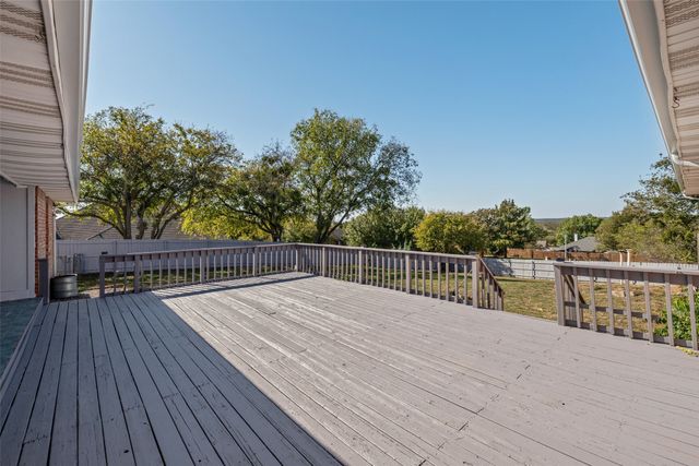 201 Gail Drive, Weatherford, TX 76085