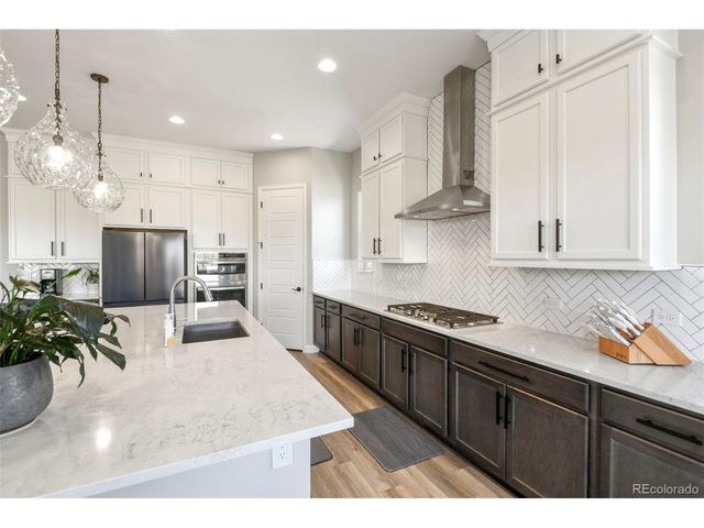 7000 S White Crow Way, Aurora, CO 80016