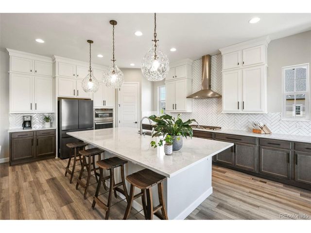 7000 S White Crow Way, Aurora, CO 80016