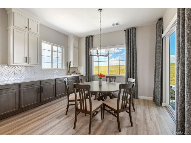 7000 S White Crow Way, Aurora, CO 80016