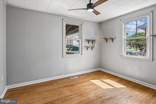 107 5TH AVE, Halethorpe, MD 21227
