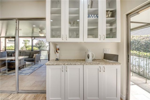 6425 Royal Woods DR, Fort Myers, FL 33908