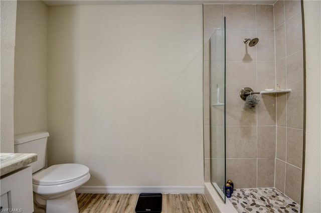 6425 Royal Woods DR, Fort Myers, FL 33908