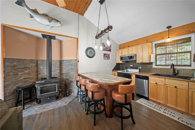 21289 Maple Drive, Garfield, AR 72732
