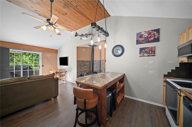 21289 Maple Drive, Garfield, AR 72732