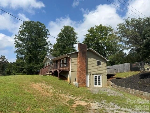 2005 Ada Williams Lane, Lenoir, NC 28645