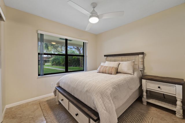 109 Half Moon Circle C, Jupiter, FL 33458
