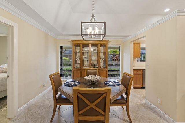 109 Half Moon Circle C, Jupiter, FL 33458